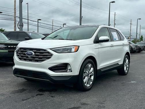2020 Ford Edge Titanium