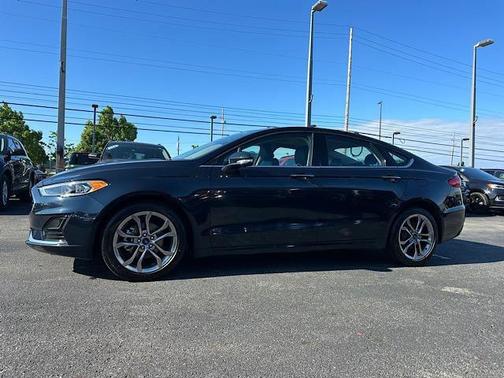 2020 Ford Fusion SEL