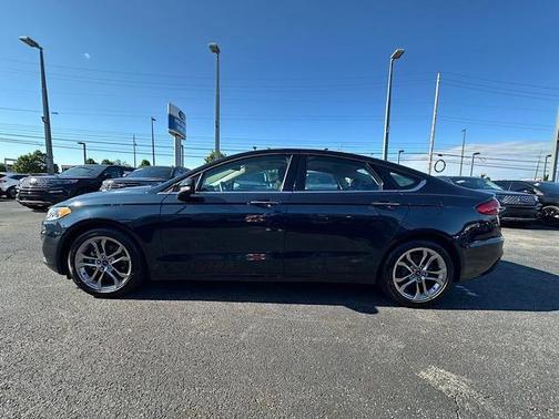 2020 Ford Fusion SEL
