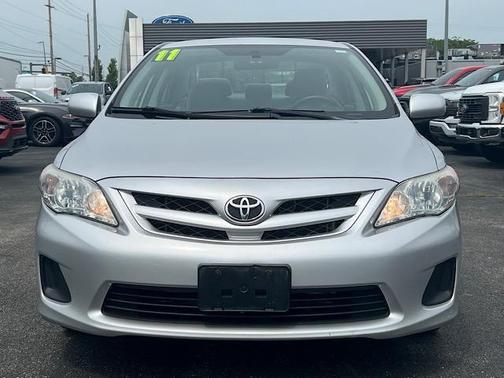 2011 Toyota Corolla LE
