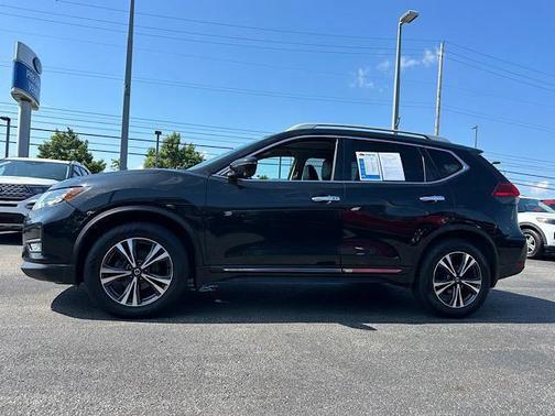 2017 Nissan Rogue SL