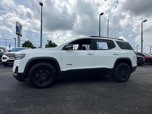 2021 GMC Acadia AWD AT4