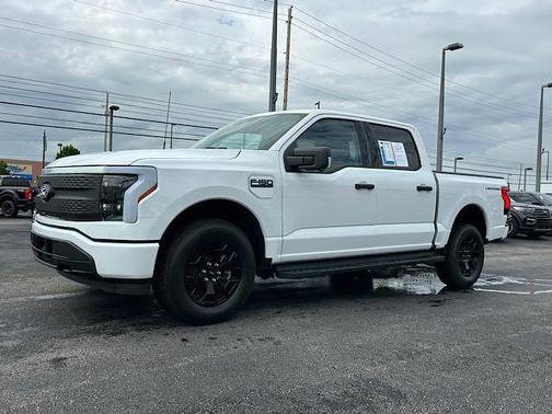 2025 Ford F-150 Lightning XLT