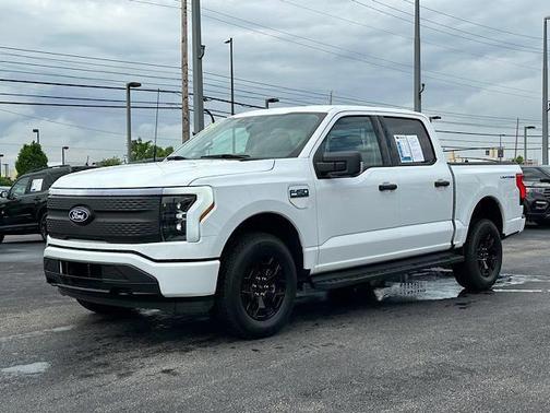 2025 Ford F-150 Lightning XLT