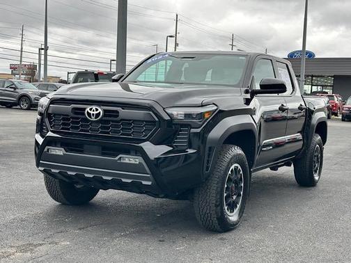 2024 Toyota Tacoma TRD Off Road