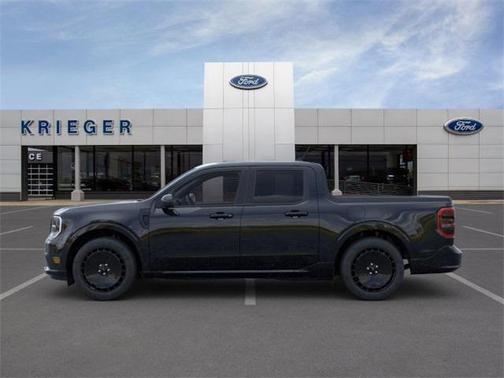 2025 Ford Maverick Lobo Standard