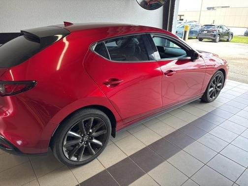 2020 Mazda Mazda3 FWD w/Premium Package
