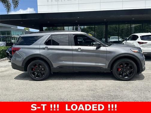 2021 Ford Explorer ST