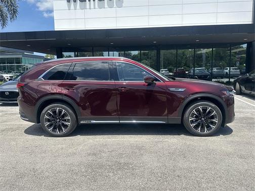 2025 Mazda CX-90 PHEV Premium Plus