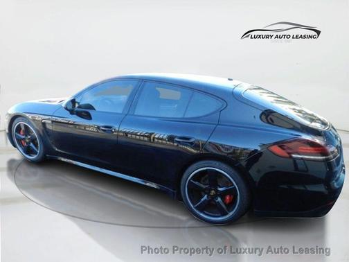 2015 Porsche Panamera GTS