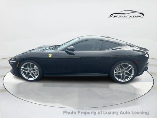 2022 Ferrari Roma Base
