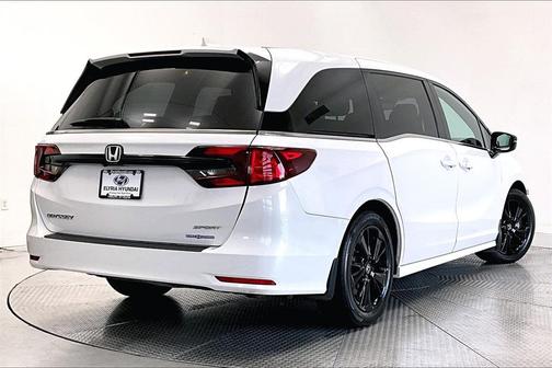 2023 Honda Odyssey Sport