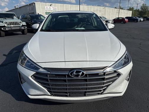 2020 Hyundai ELANTRA Limited