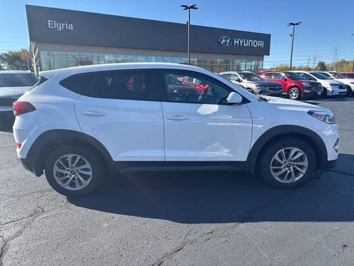 2018 Hyundai TUCSON SE