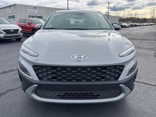 2023 Hyundai KONA SE
