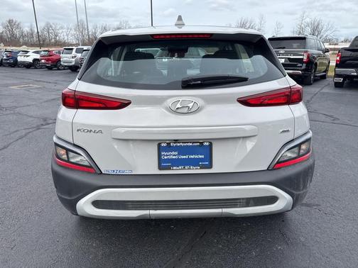 2023 Hyundai KONA SE