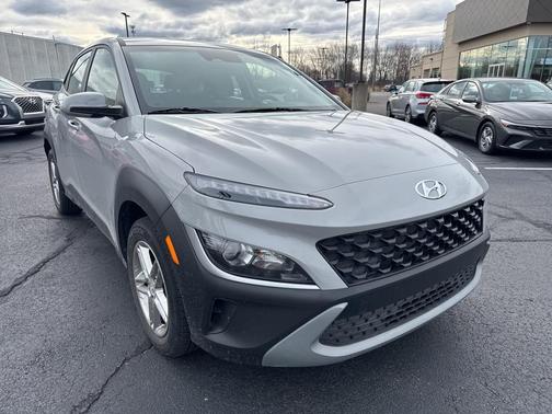 2023 Hyundai KONA SE