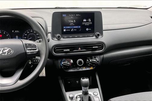 2023 Hyundai KONA SE