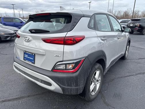 2023 Hyundai KONA SE