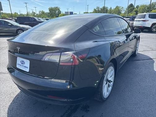 2022 Tesla Model 3 Standard Range
