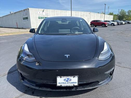 2022 Tesla Model 3 Standard Range