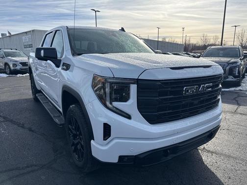 2025 GMC Sierra 1500 Elevation