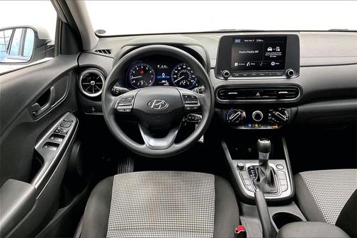 2023 Hyundai KONA SE