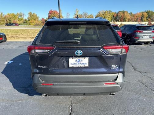 2021 Toyota RAV4 Hybrid XLE Premium