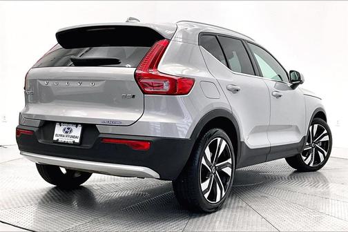 2023 Volvo XC40 Ultimate