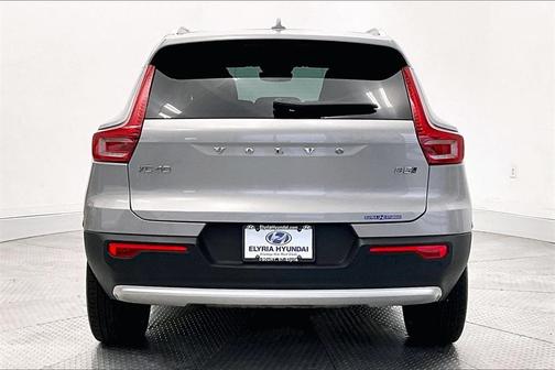 2023 Volvo XC40 Ultimate
