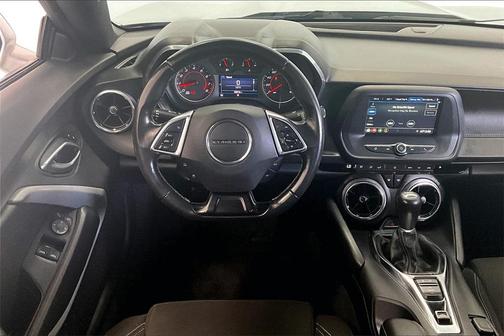 2019 Chevrolet Camaro 1LS