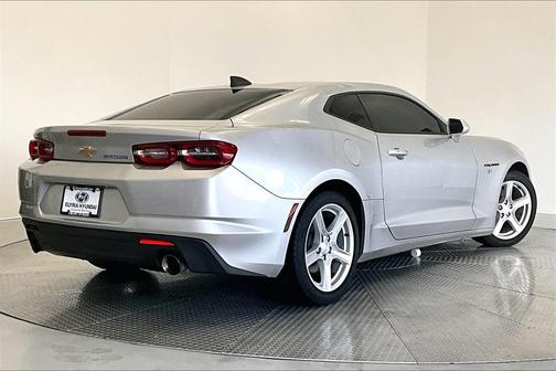 2019 Chevrolet Camaro 1LS