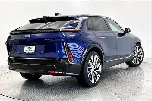 2024 Cadillac LYRIQ Luxury w/1SE