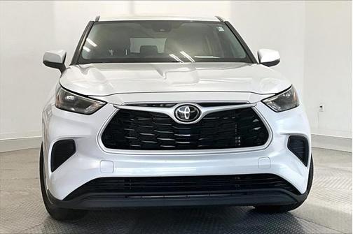 2022 Toyota Highlander L
