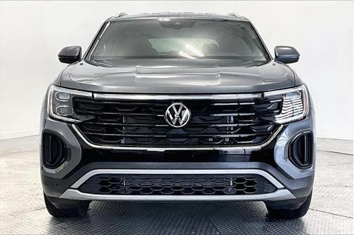 2025 Volkswagen Atlas Cross Sport 2.0T SE w/Technology 4MOTION