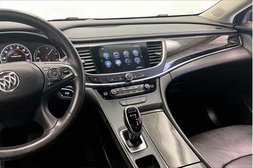 2017 Buick LaCrosse Essence