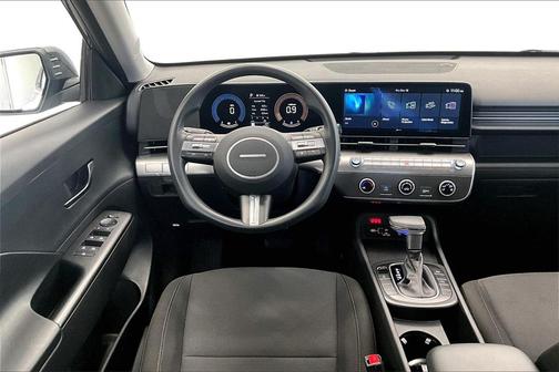 2024 Hyundai KONA SE