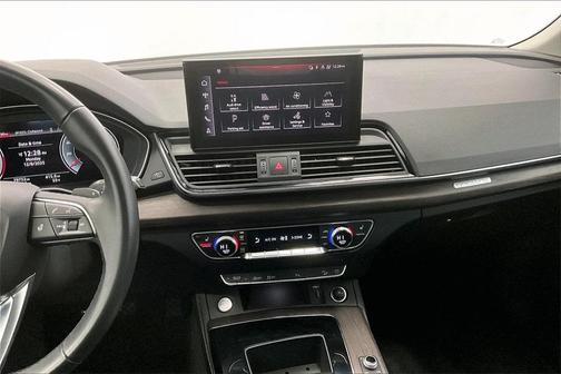 2021 Audi Q5 45 Premium Plus