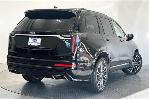 2025 Cadillac XT6 Sport AWD