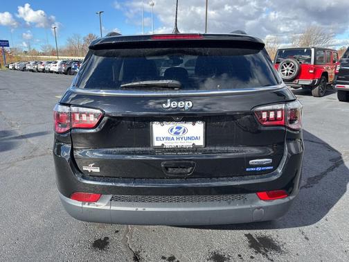 2022 Jeep Compass Latitude