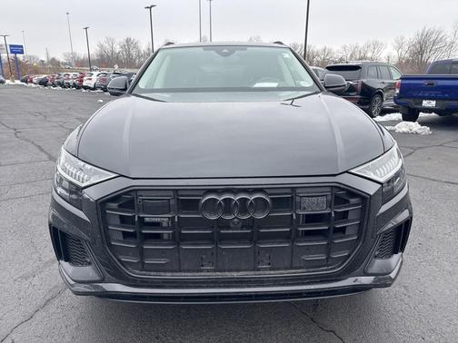 2023 Audi Q8 55 Premium Plus