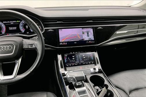 2023 Audi Q8 55 Premium Plus