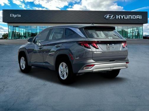 2025 Hyundai TUCSON SE