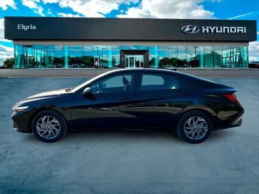 2025 Hyundai ELANTRA HEV Blue