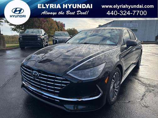 2023 Hyundai SONATA Hybrid Limited