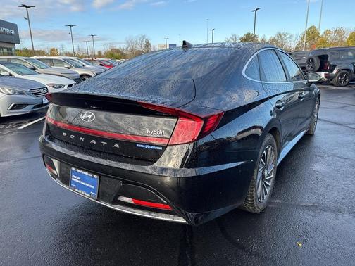 2023 Hyundai SONATA Hybrid Limited