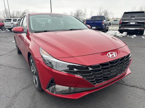 2023 Hyundai ELANTRA Limited