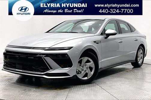 2025 Hyundai SONATA SE
