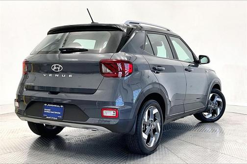 2024 Hyundai VENUE Limited