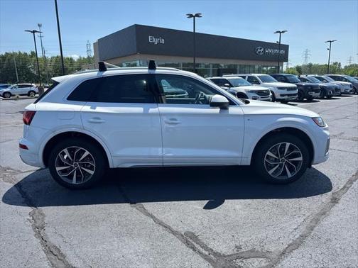 2024 Audi Q5 45 S line Premium Plus